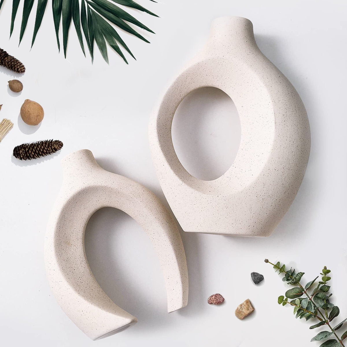 Set of 2 Hollow Ceramic Vases, Modern Nordic Decorative Vase for Home Decor